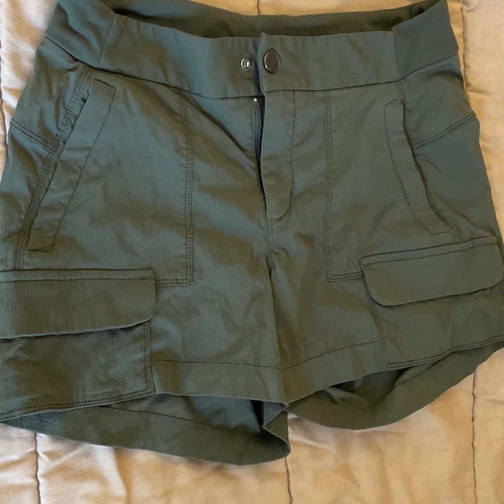 Athleta Olive Green Utility Cargo Shorts
